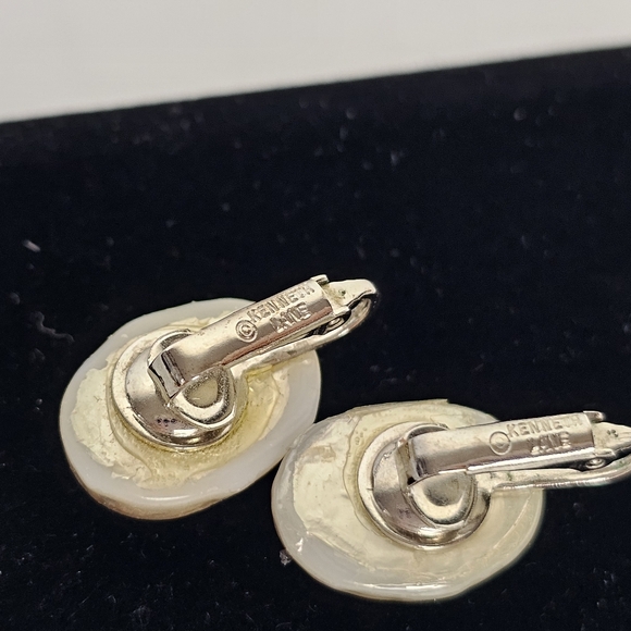 Vintage Kenneth Lane Faux Pearl Clip On Earrings Signed Circa 1990s - Picture 5 of 7